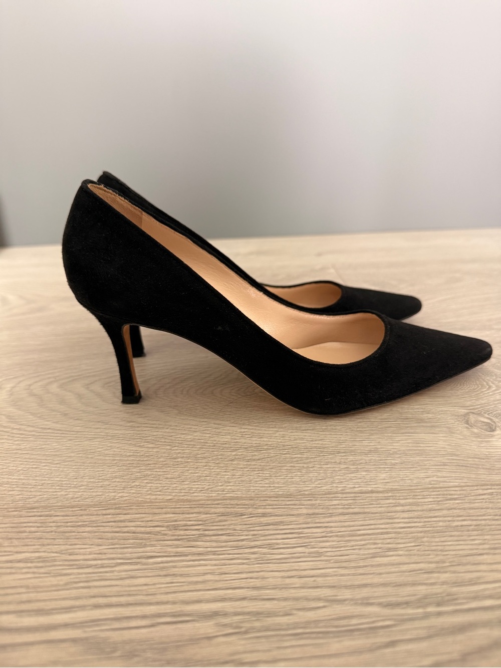 Manolo Blahnik Black Suede Pointed-Toe Pumps